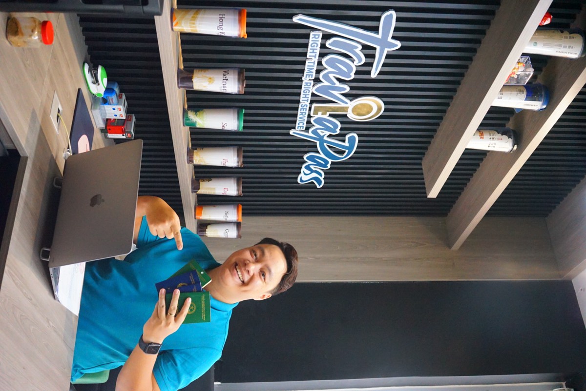 TRAVIA office